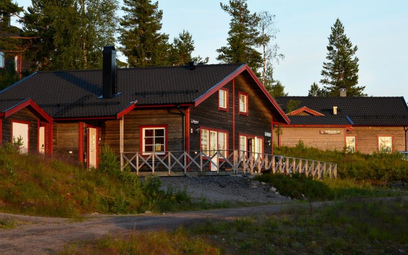 Lohyllan 64 i Branäs sommarkväll